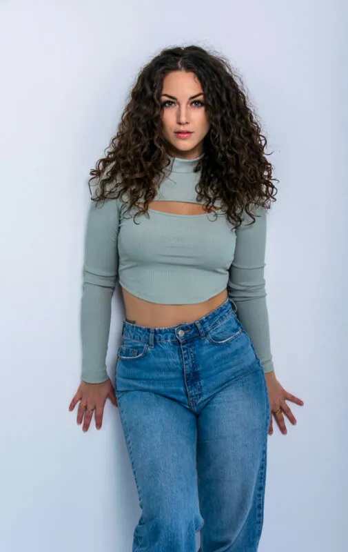 Carmen B - Mot Management