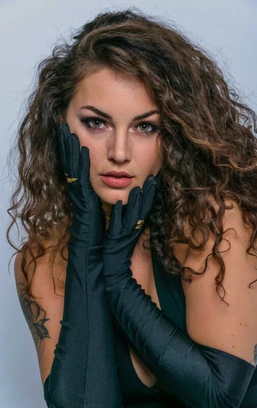 Carmen B - Mot Management
