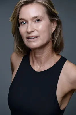 Caroline H - DIRECT BOOKING NEDERLAND - Mot Management