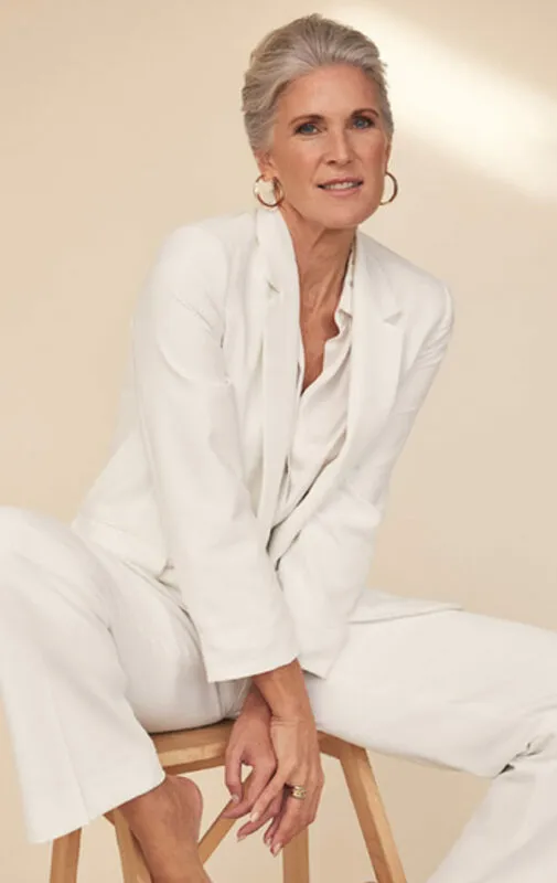 Charlene C - DIRECT BOOKING GERMANY - Mot Management