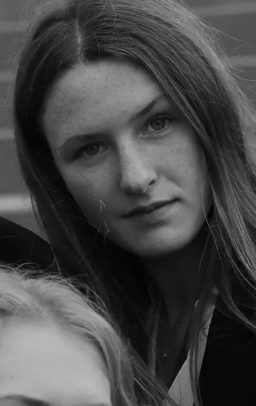 Daniela Ca - Mot Management