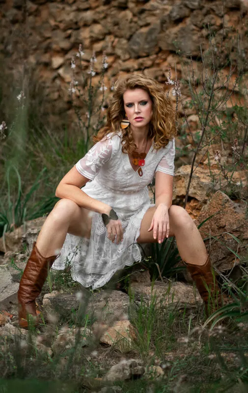 Daria F - Mot Management
