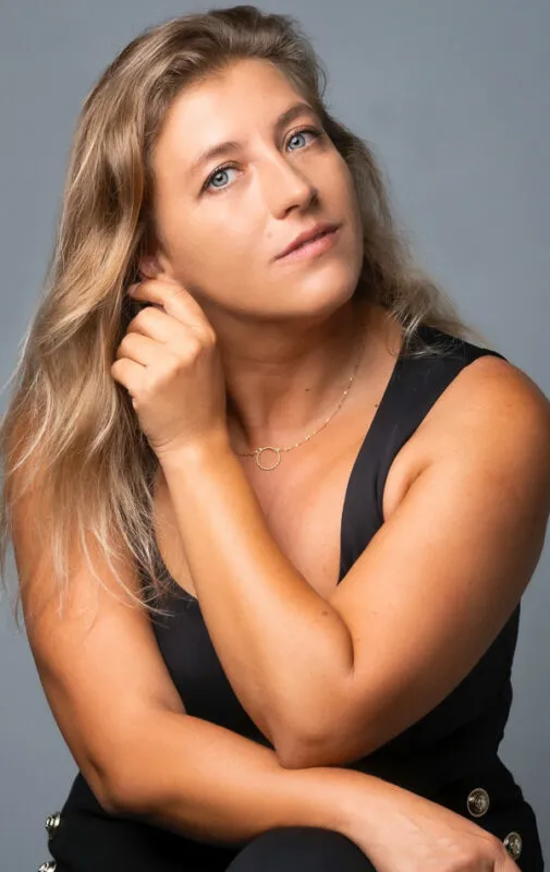 Emilia B - Mot Management