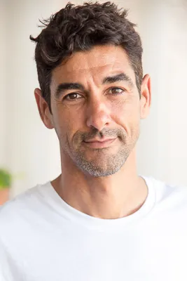 Enrique Lo - Mot Management