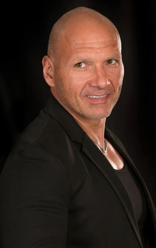 Gabriel D - Mot Management