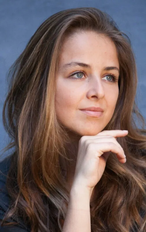 Lalia B - Mot Management