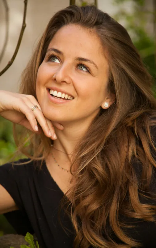 Lalia B - Mot Management