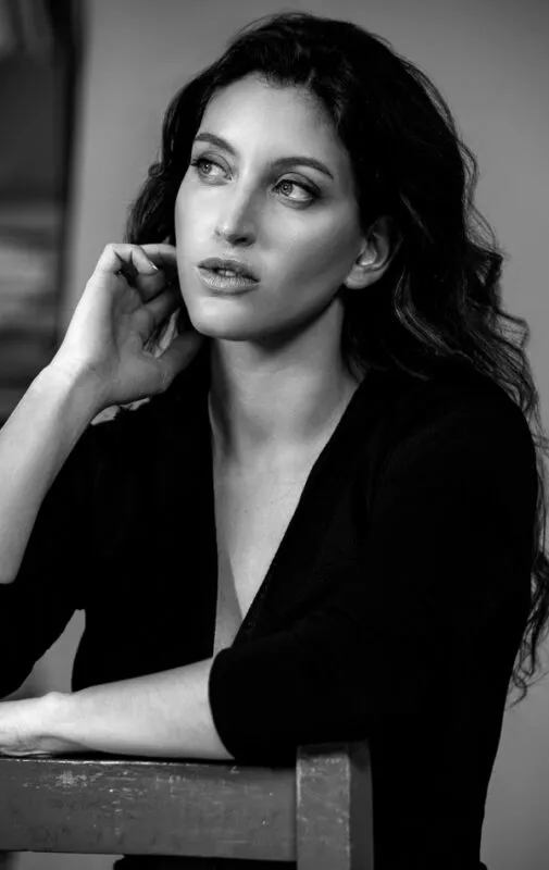 Laura R - Mot Management