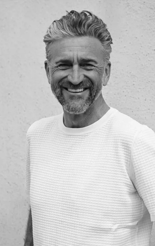 Manfred S - DIRECT BOOKING ITALY - Mot Management