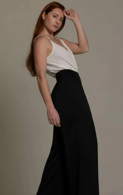 Roberta R - DIRECT BOOKING PORTUGAL - Mot Management