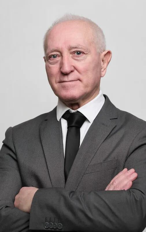 Roberto C - Mot Management