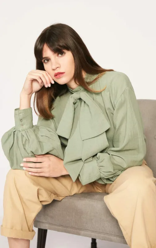 Victoria G - Mot Management